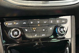 harmaa Opel Astra 2016 kuva 18.