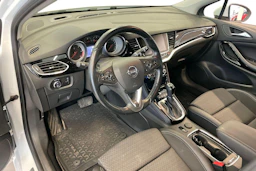 valkoinen Opel Astra 2016 kuva 3.