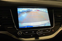 valkoinen Opel Astra 2017 kuva 22.