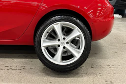 punainen Opel Astra 2017 kuva 10.