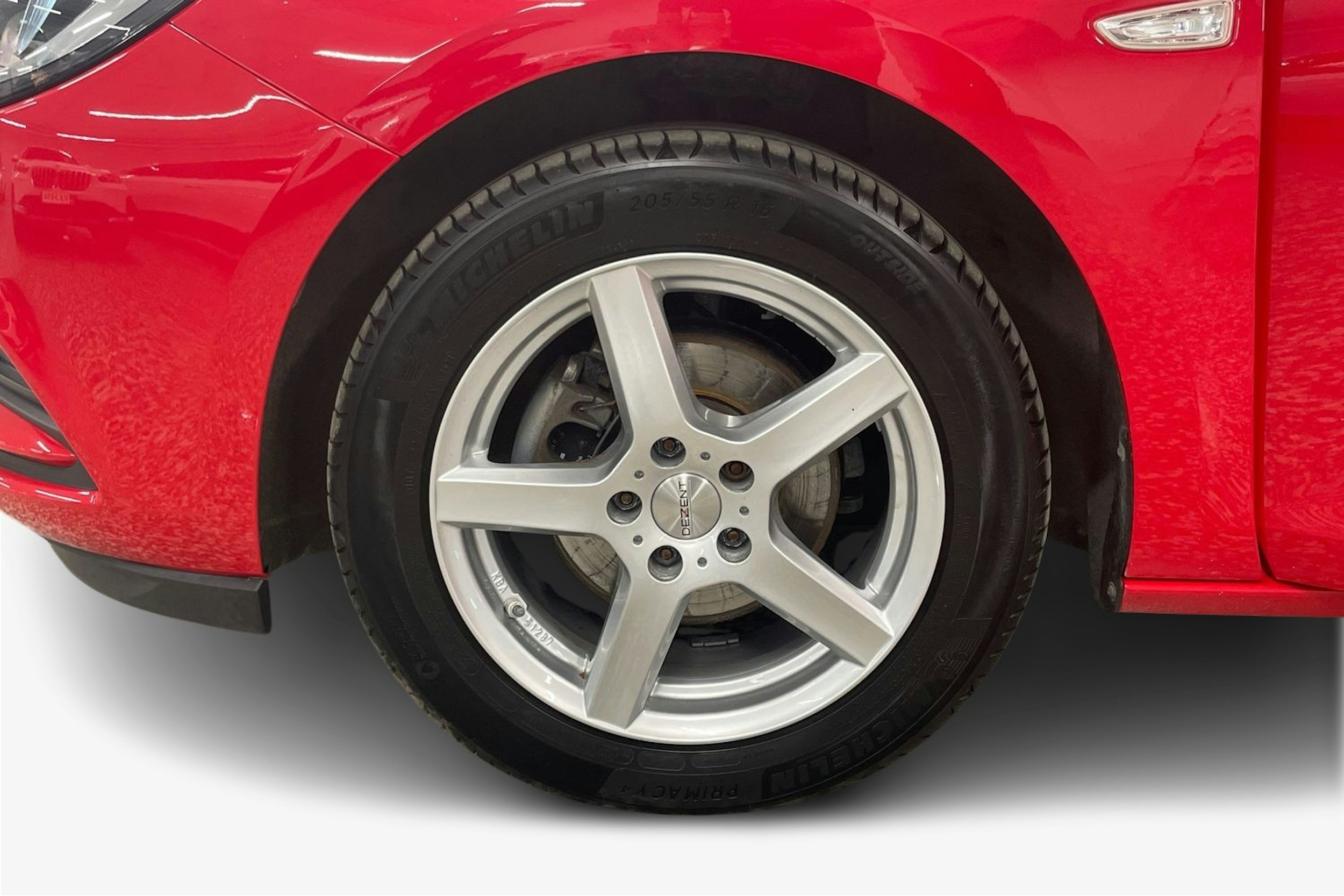 Punainen Opel ASTRA 2017 kuva 11.