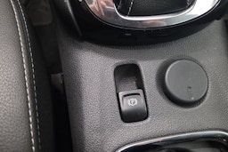 Harmaa Opel ASTRA 2017 kuva 19.