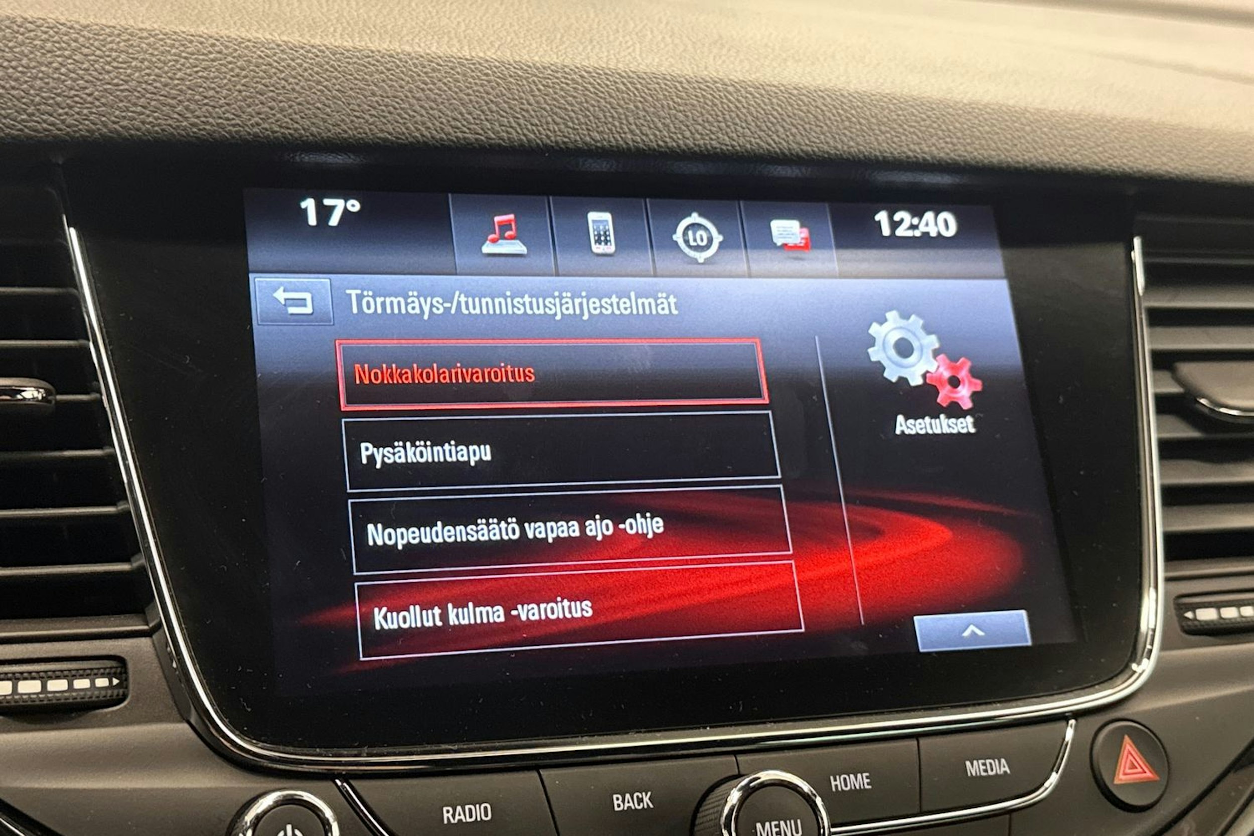 Harmaa Opel ASTRA 2017 kuva 28.