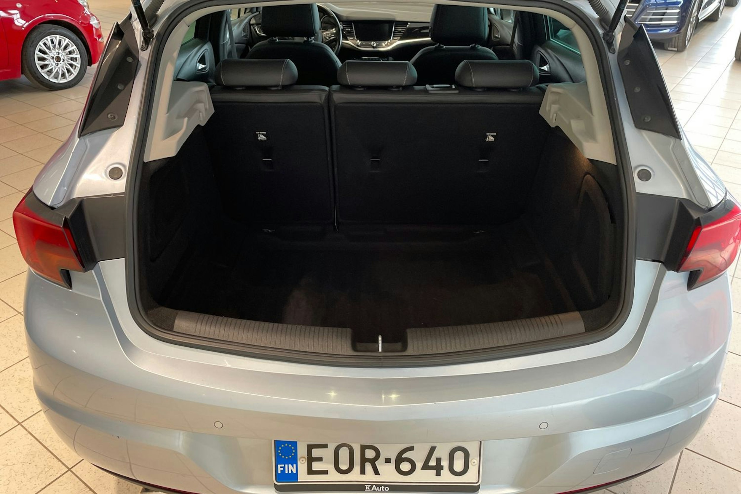 hopea Opel Astra 2017 kuva 27.