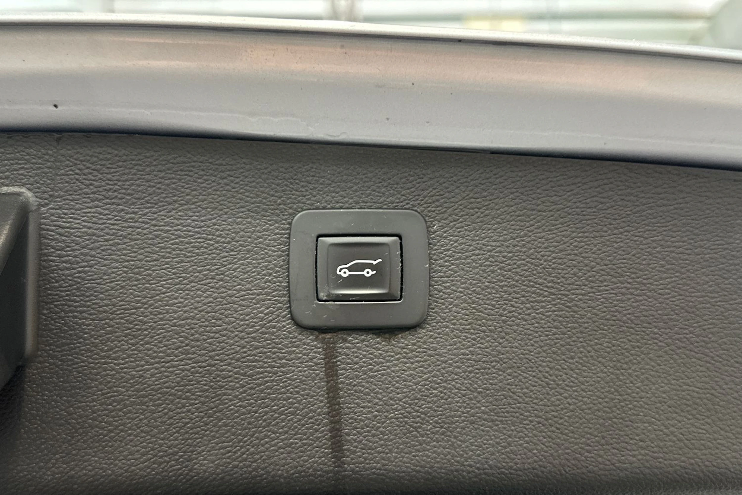 harmaa Opel Astra 2017 kuva 14.