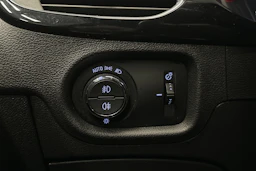sininen Opel Astra 2017 kuva 18.