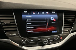 sininen Opel Astra 2017 kuva 20.