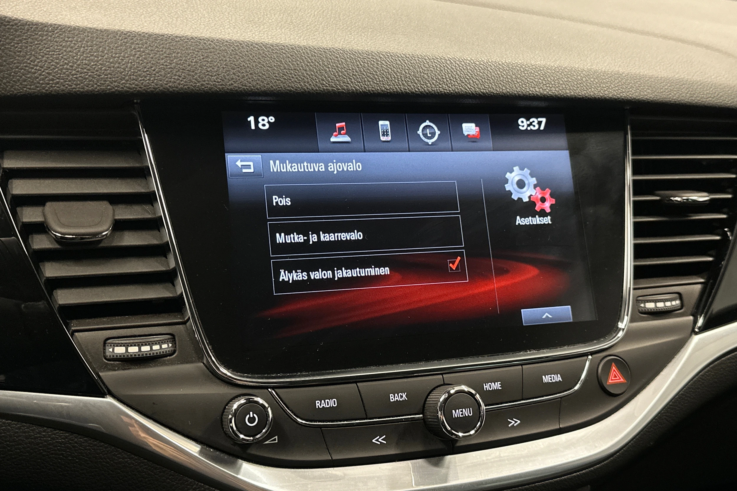 sininen Opel Astra 2017 kuva 24.
