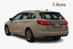 valkoinen Opel Astra 2017 kuva 2.