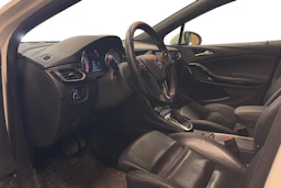 valkoinen Opel Astra 2017 kuva 3.