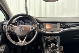 sininen Opel Astra 2017 kuva 15.