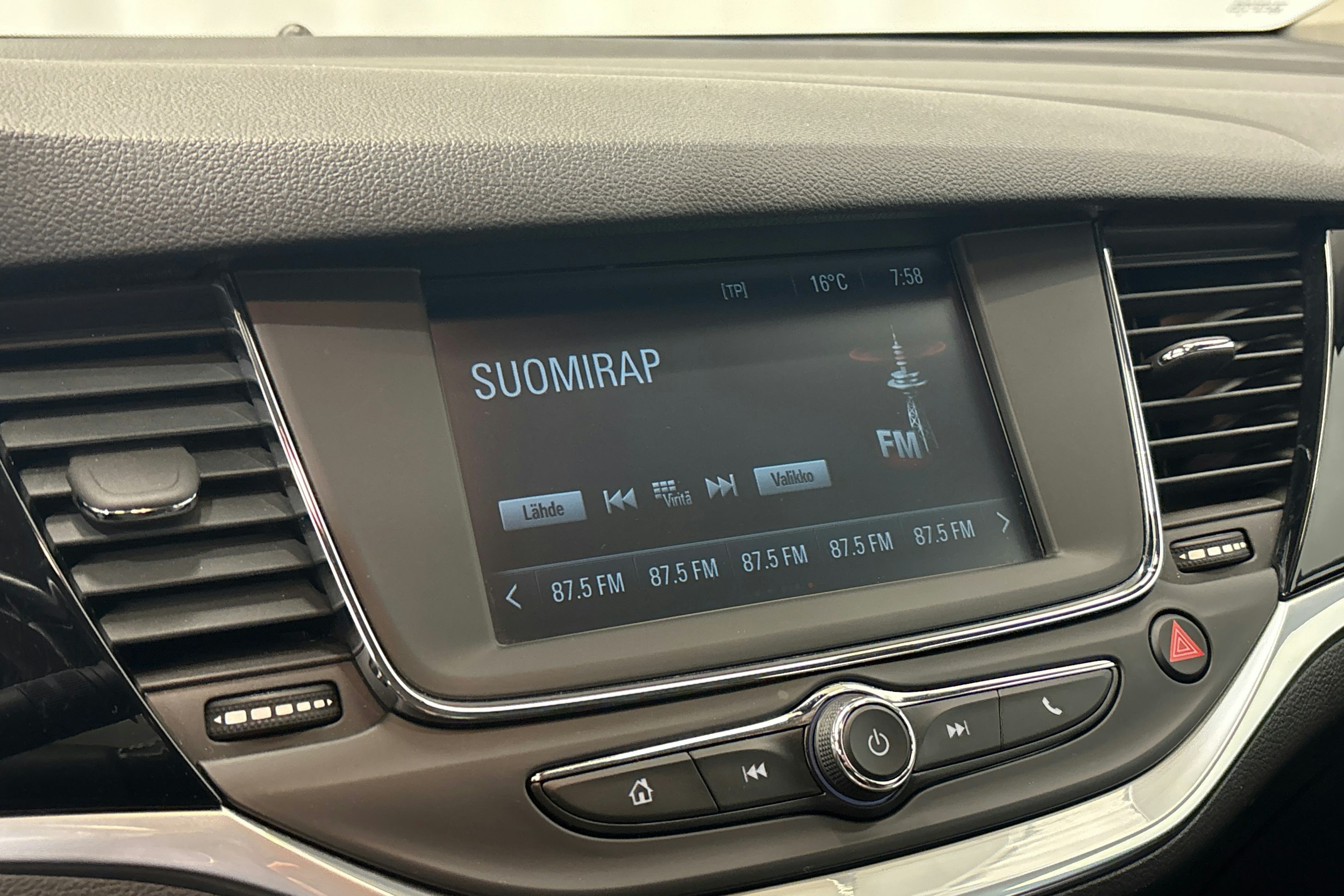 sininen Opel Astra 2017 kuva 20.