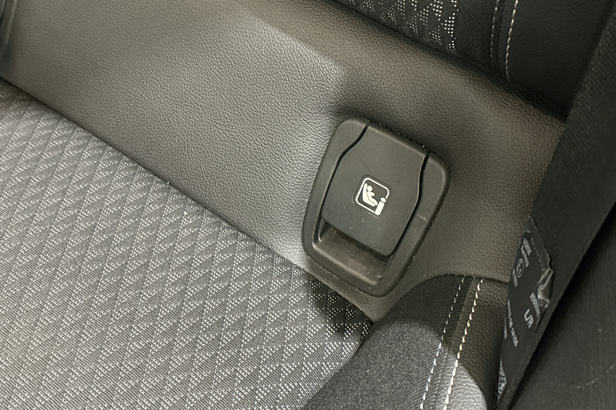 sininen Opel Astra 2017 kuva 28.