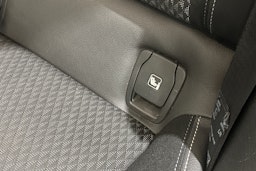 sininen Opel Astra 2017 kuva 28.