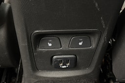 sininen Opel Astra 2017 kuva 29.