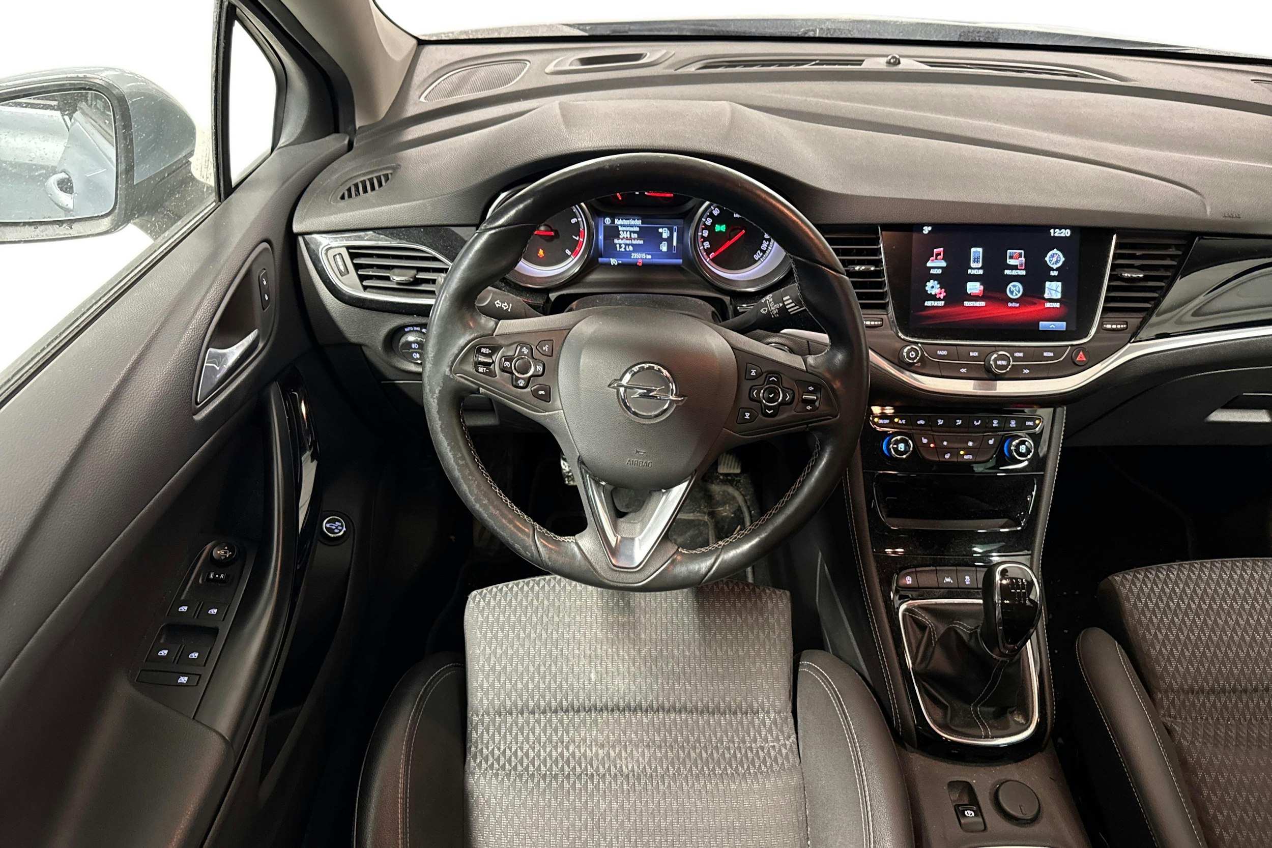 hopea Opel Astra 2017 kuva 3.