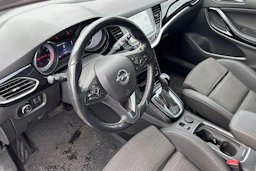 musta Opel Astra 2017 kuva 3.