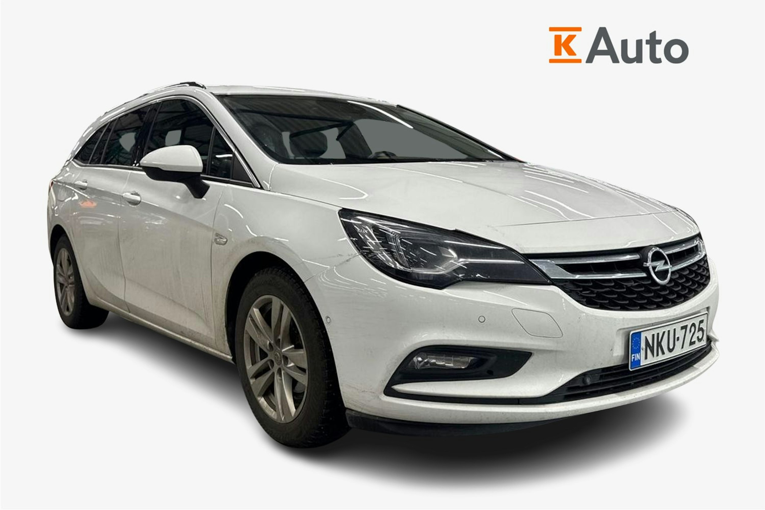 valkoinen Opel Astra 2017 kuva 1.