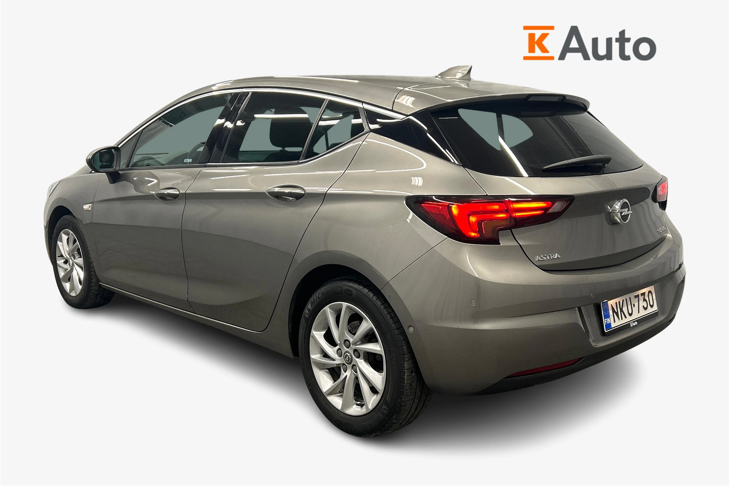 Ruskea (beige) Opel ASTRA 2017 kuva 3.
