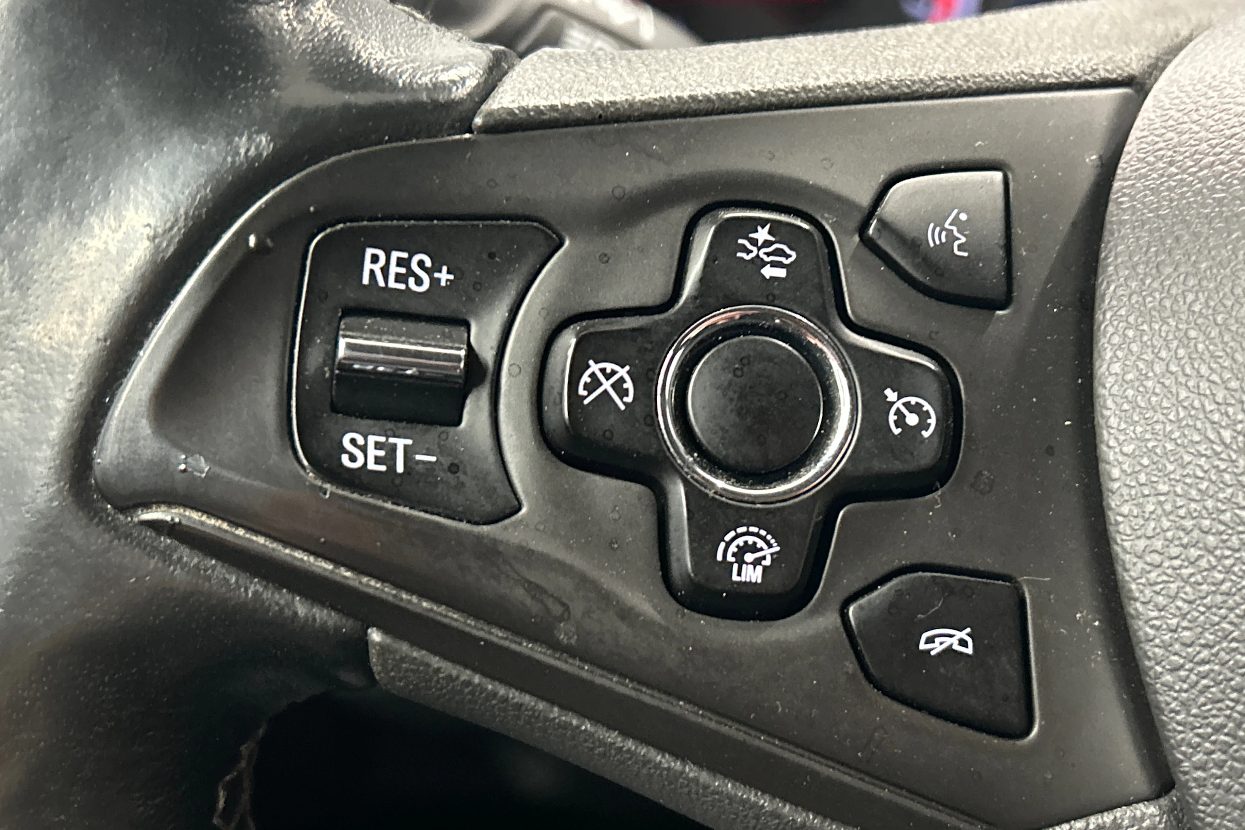 Ruskea (beige) Opel ASTRA 2017 kuva 17.