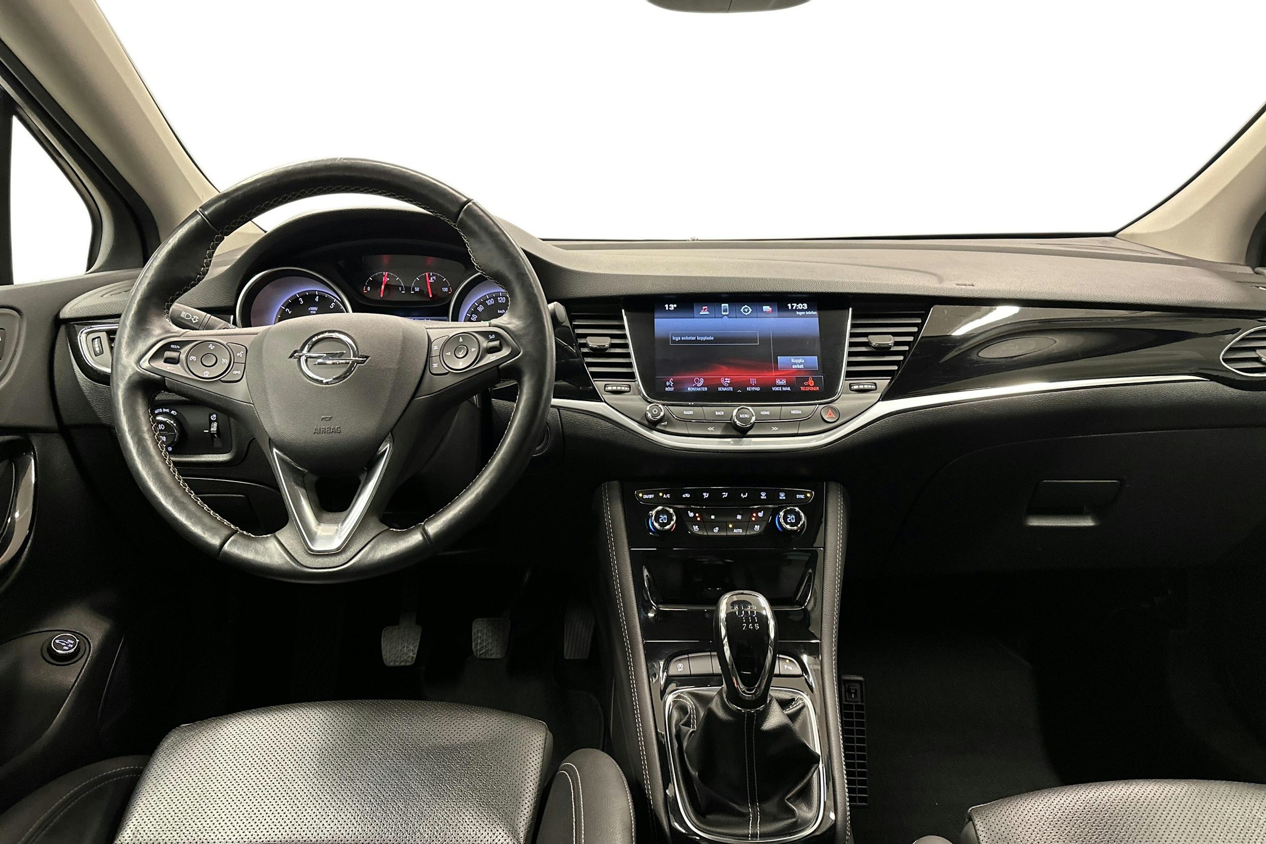 valkoinen Opel Astra 2017 kuva 7.