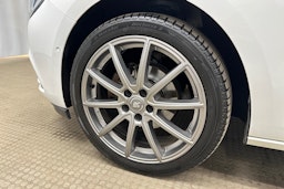 valkoinen Opel Astra 2017 kuva 9.