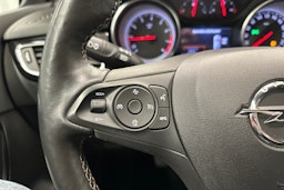 valkoinen Opel Astra 2017 kuva 11.