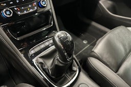 valkoinen Opel Astra 2017 kuva 18.