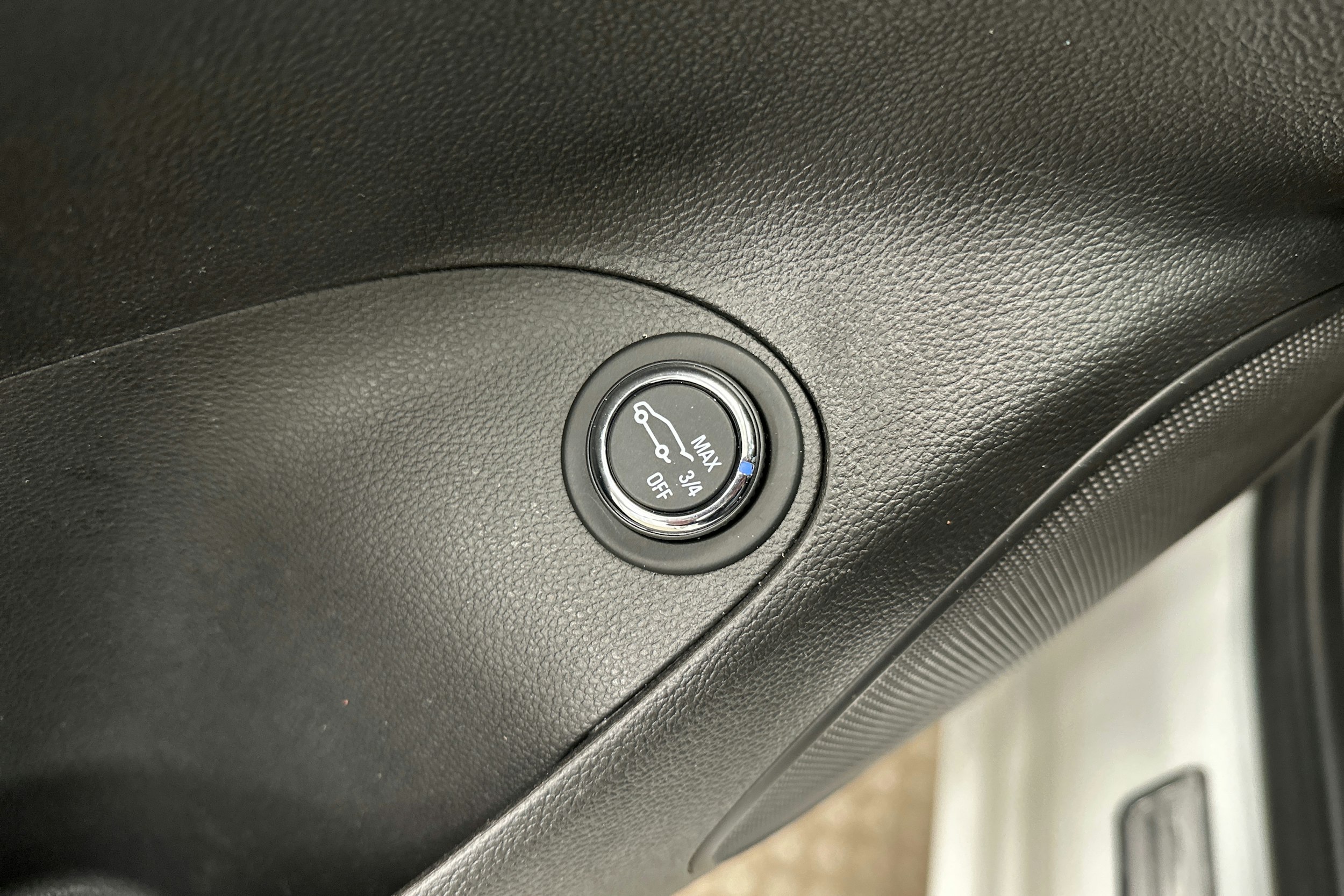 valkoinen Opel Astra 2017 kuva 21.