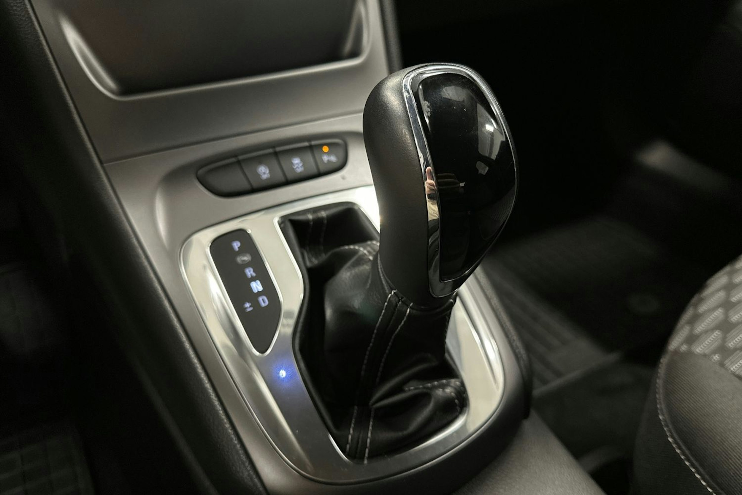 hopea Opel Astra 2017 kuva 23.