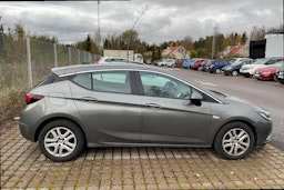harmaa Opel Astra 2018 kuva 3.