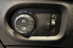 musta Opel Astra 2018 kuva 15.