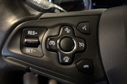 musta Opel Astra 2018 kuva 17.