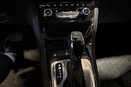 musta Opel Astra 2018 kuva 22.