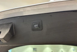hopea Opel Astra 2018 kuva 15.
