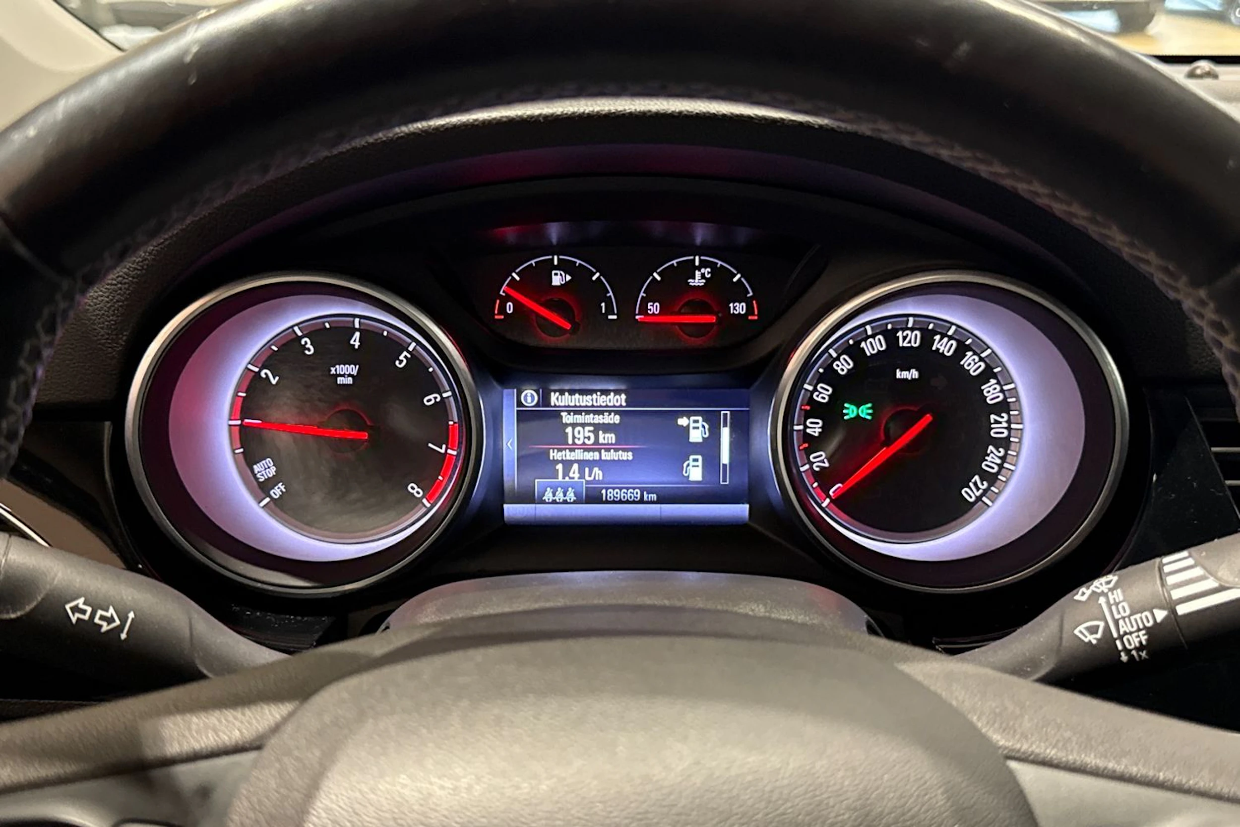 hopea Opel Astra 2018 kuva 16.