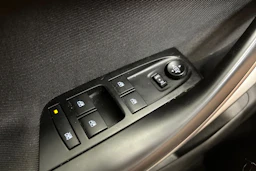 hopea Opel Astra 2018 kuva 18.
