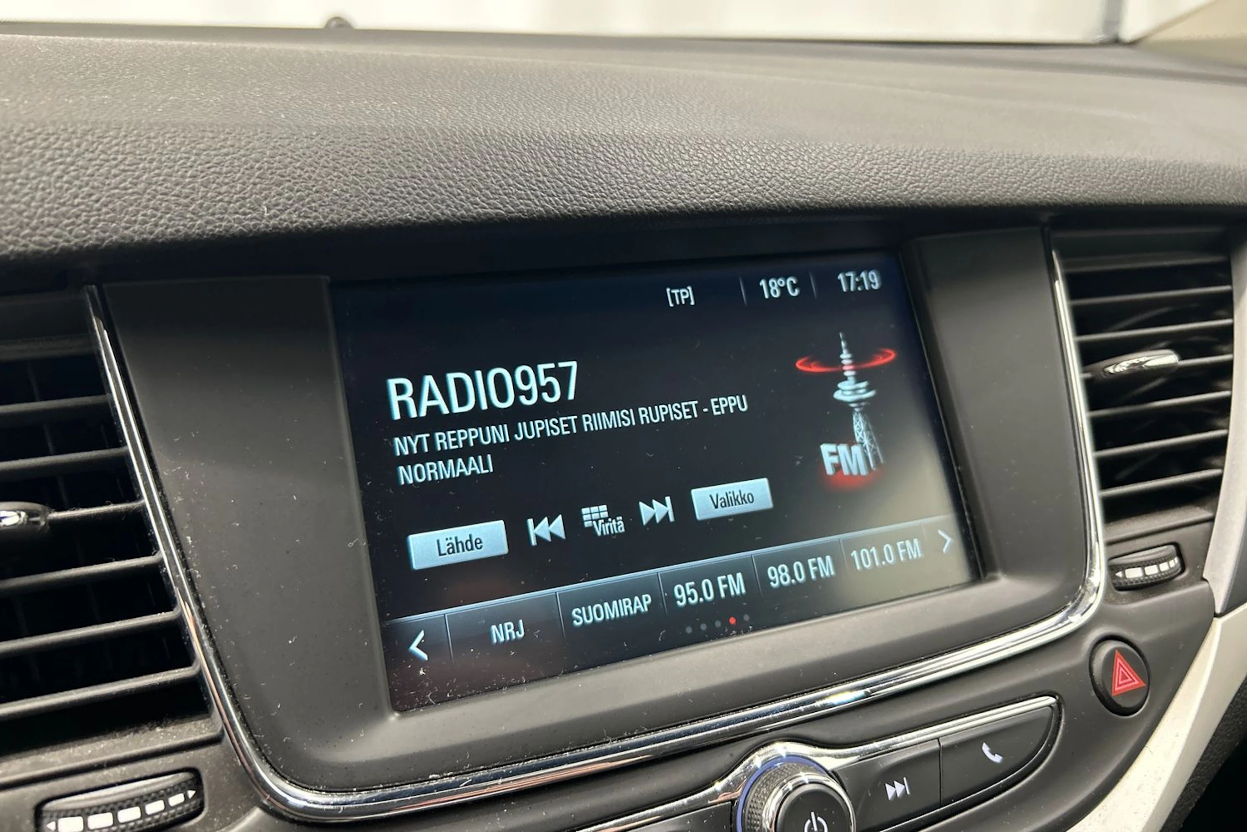 hopea Opel Astra 2018 kuva 24.