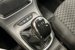 hopea Opel Astra 2018 kuva 26.