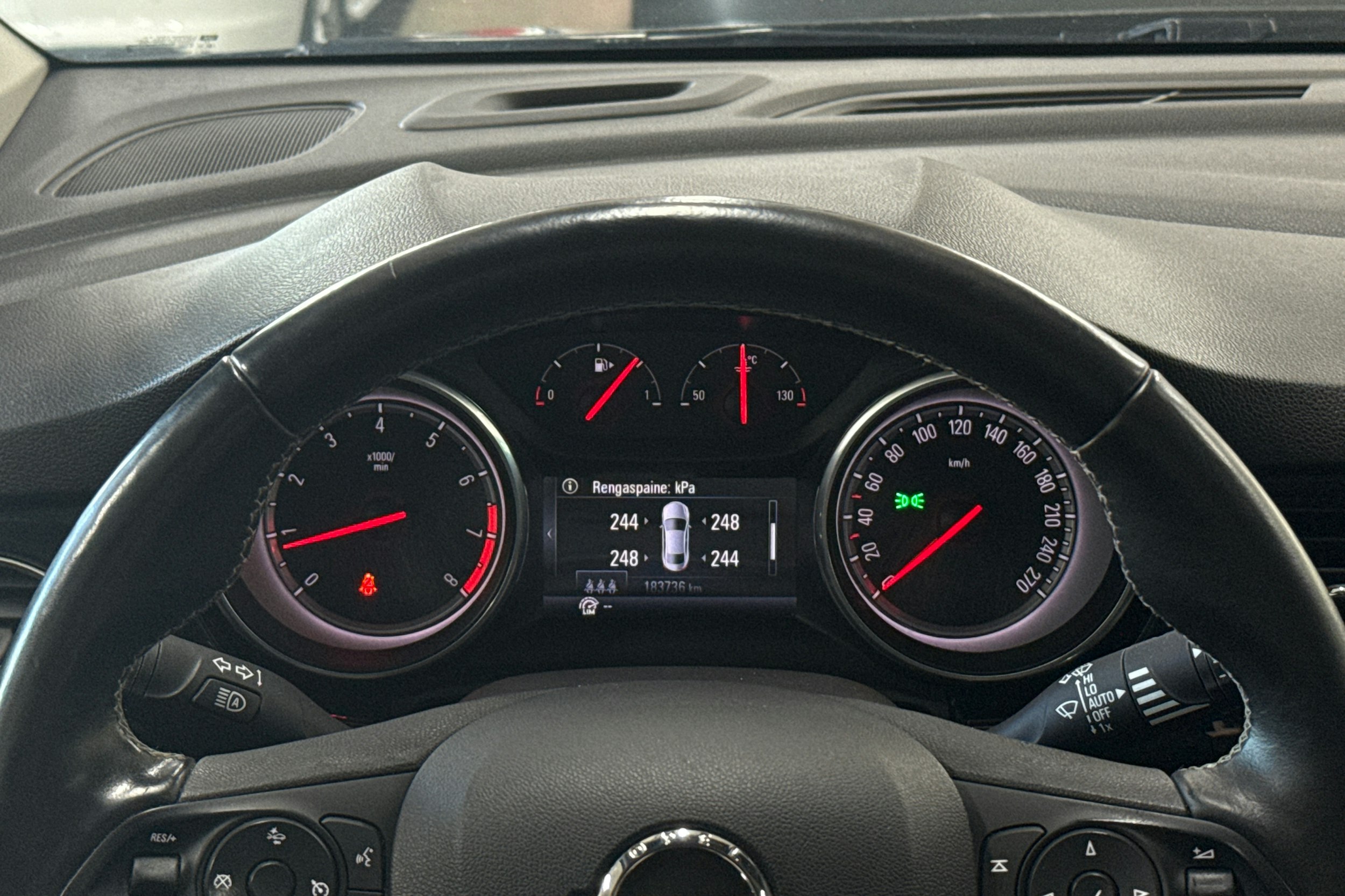 harmaa Opel Astra 2018 kuva 10.