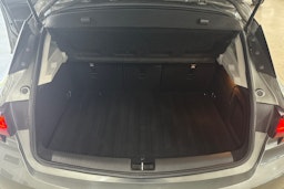 harmaa Opel Astra 2018 kuva 25.