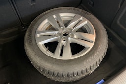 Harmaa Opel ASTRA 2018 kuva 13.