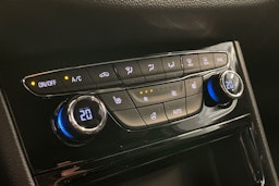 Harmaa Opel ASTRA 2018 kuva 18.