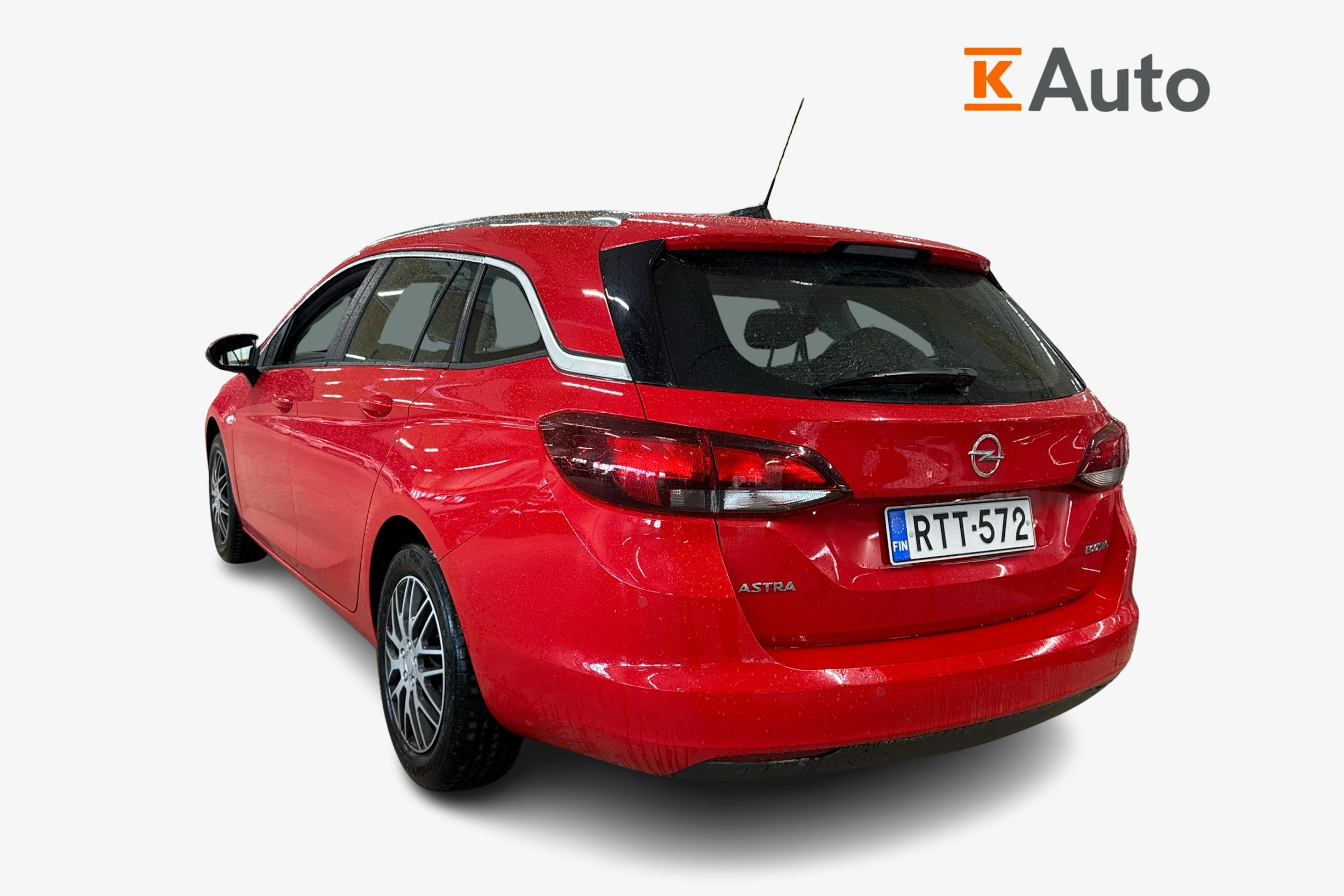 punainen Opel Astra 2018 kuva 2.