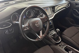 Vihreä Opel ASTRA 2018 kuva 7.