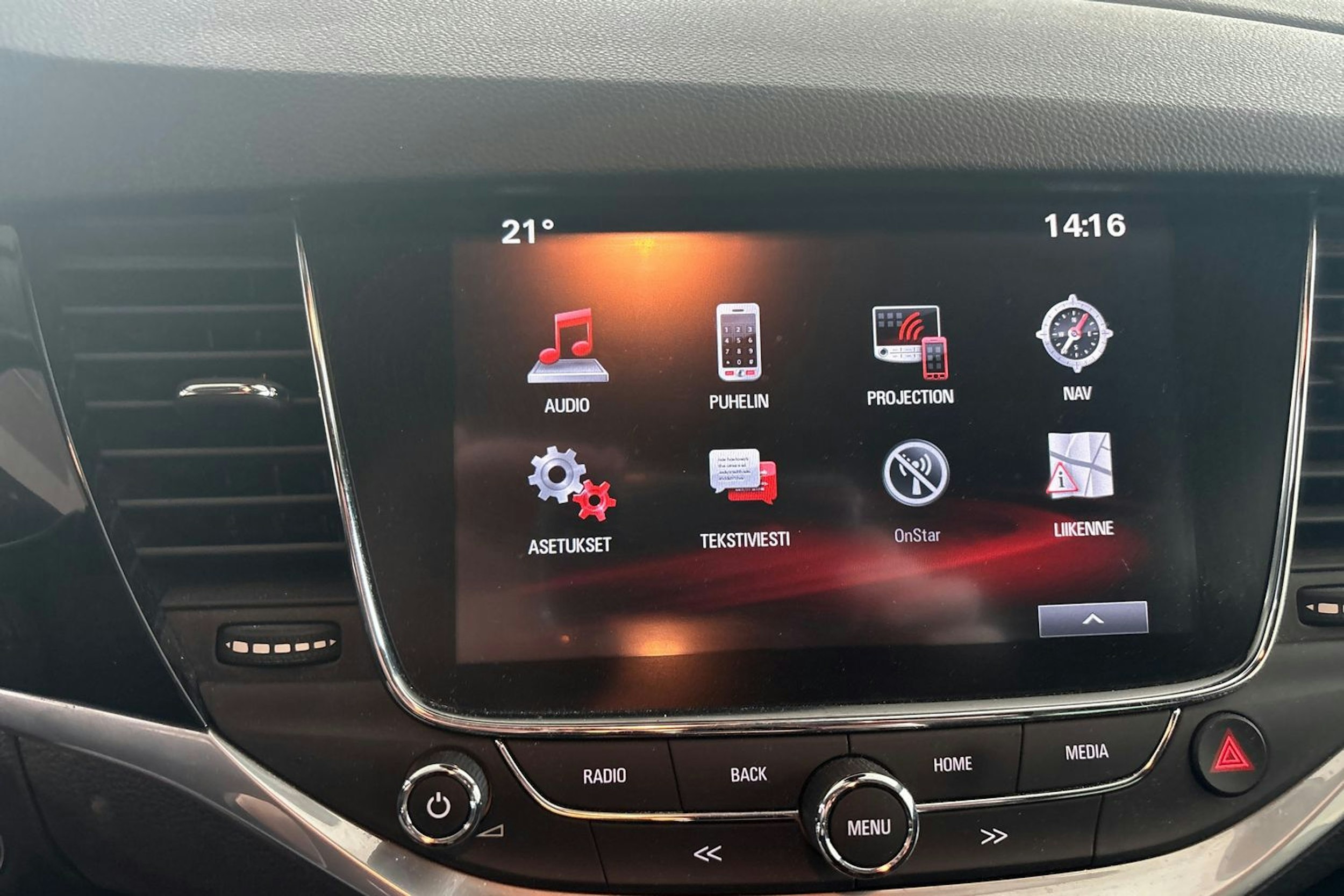 Vihreä Opel ASTRA 2018 kuva 15.
