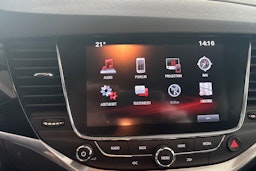 Vihreä Opel ASTRA 2018 kuva 15.