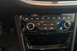 Vihreä Opel ASTRA 2018 kuva 16.