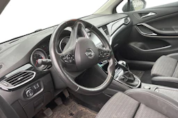 musta Opel Astra 2018 kuva 3.