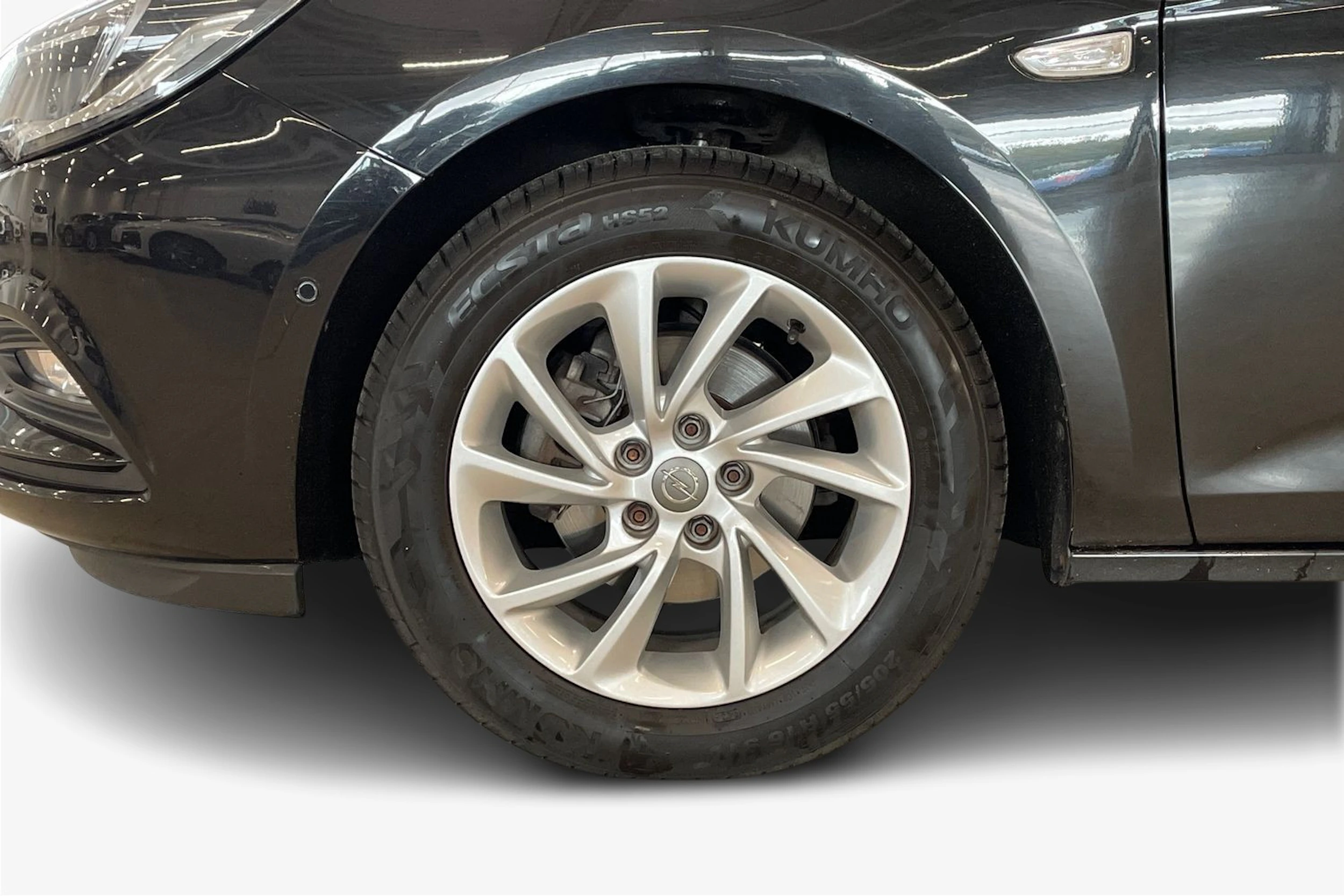 musta Opel Astra 2018 kuva 9.